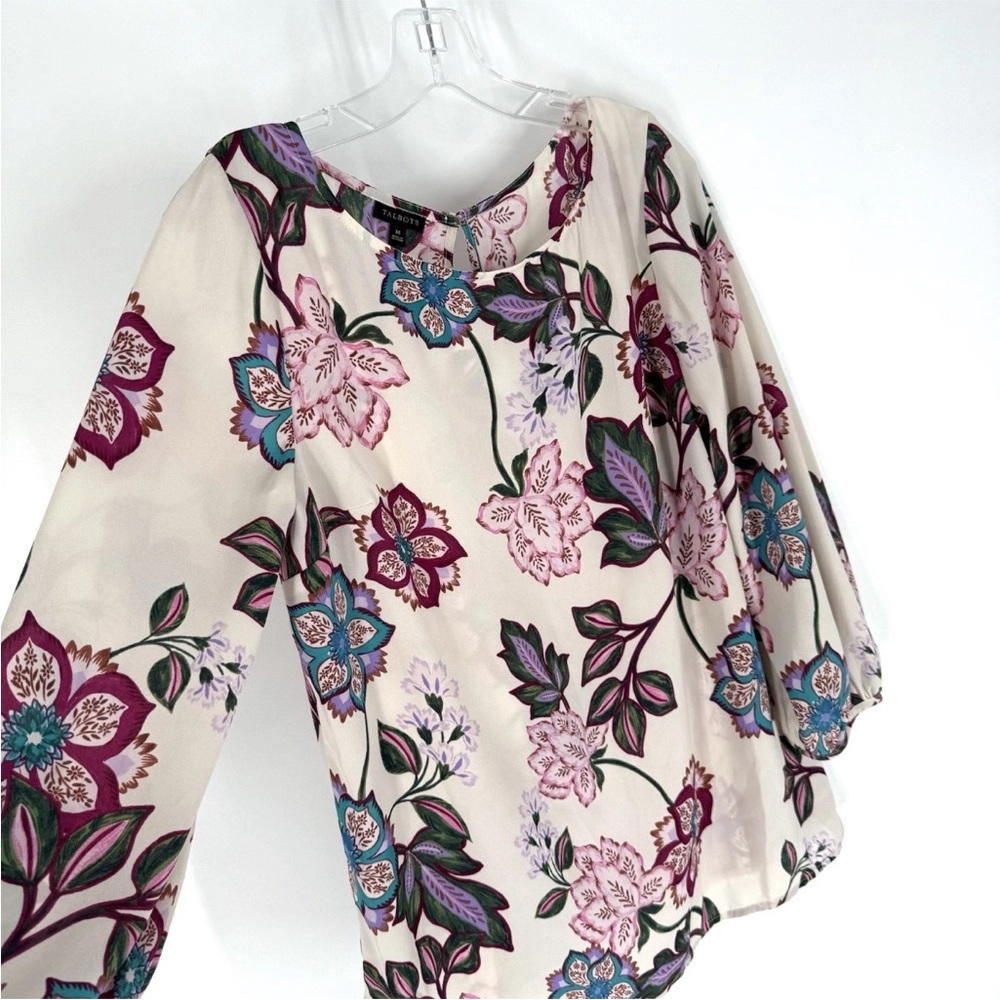 Talbots Blouse Womens Size Medium Ivory Bold Floral 3/4 Sleeve Flowy Crepe - Picture 2 of 9